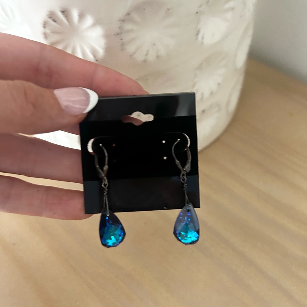 Elegant Blue Teardrop Crystal Dangle Earrings